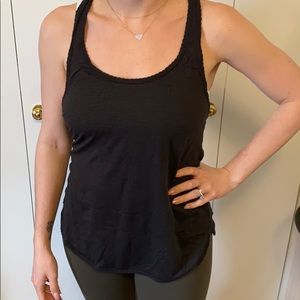 Lululemon 105 singlet